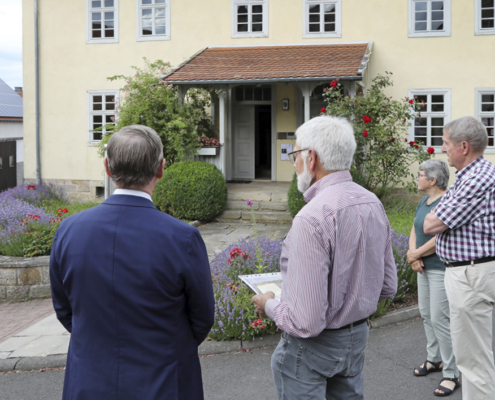 Bodo Ramelwo zu Gast in Heubachs ehemaliger Synagoge.