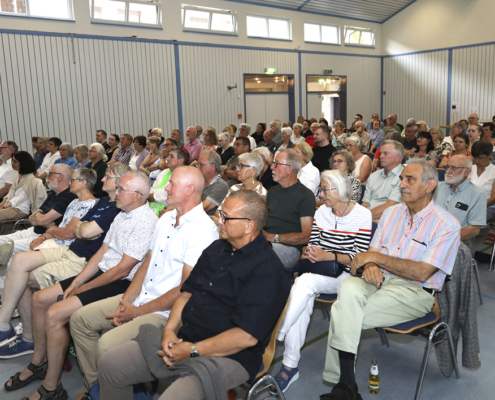 Rund 130 Teilnehmende kamen zum Podiumsgespräch mit Bodo Ramelow ims Bürgerhaus.